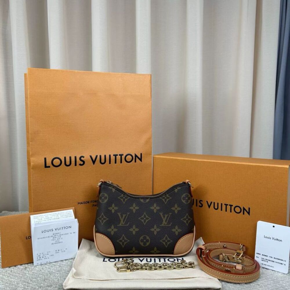 Louis Vuitton Women Pre-Loved Bag Very Good Condition